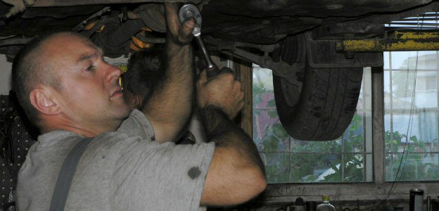 Tempe Auto Repair: Avoid Cheap Auto Maintenance